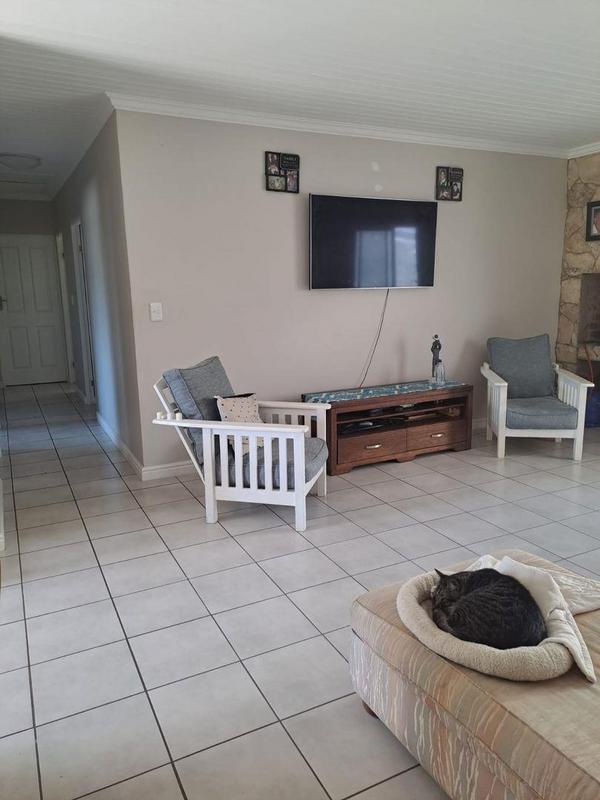 3 Bedroom Property for Sale in Stilbaai Wes Western Cape
